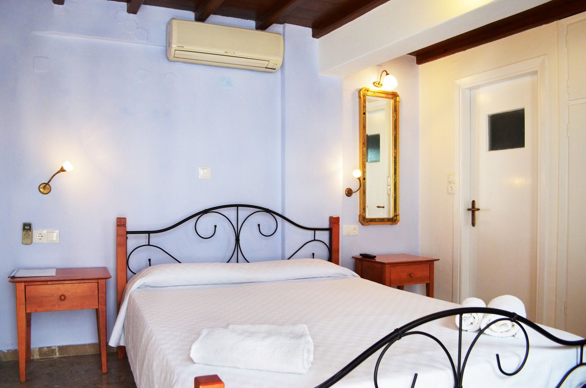 Pinelopi Aparthotel 3*